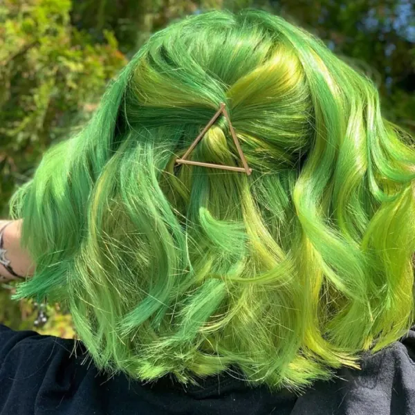 Hair work by Brakethrough Beauty