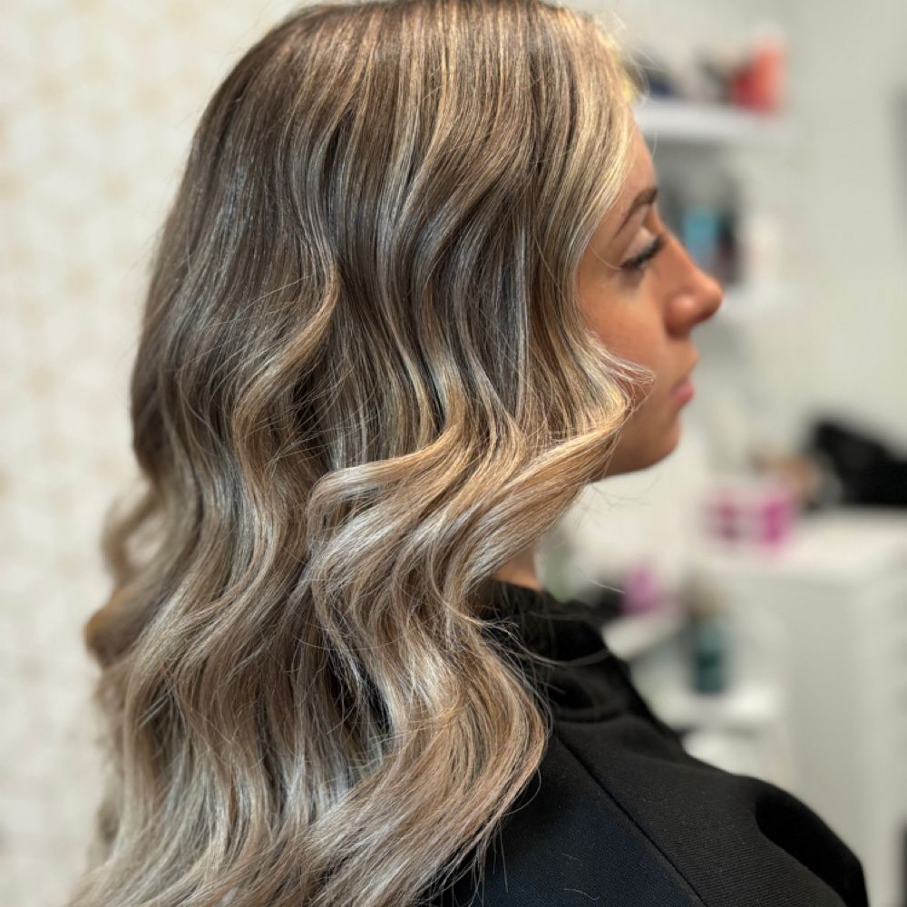 Hair work by The Bronde Hut
